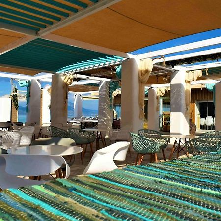Marzi Beach And Bungalows Hotel Kokkónion Exterior foto