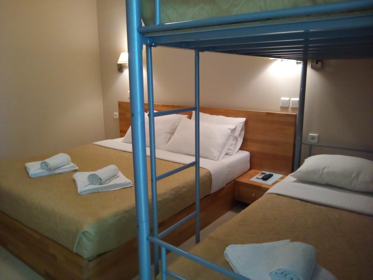 Marzi Beach And Bungalows Hotel Kokkónion Quarto foto
